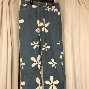 NWB Flower Jeans Size: Large